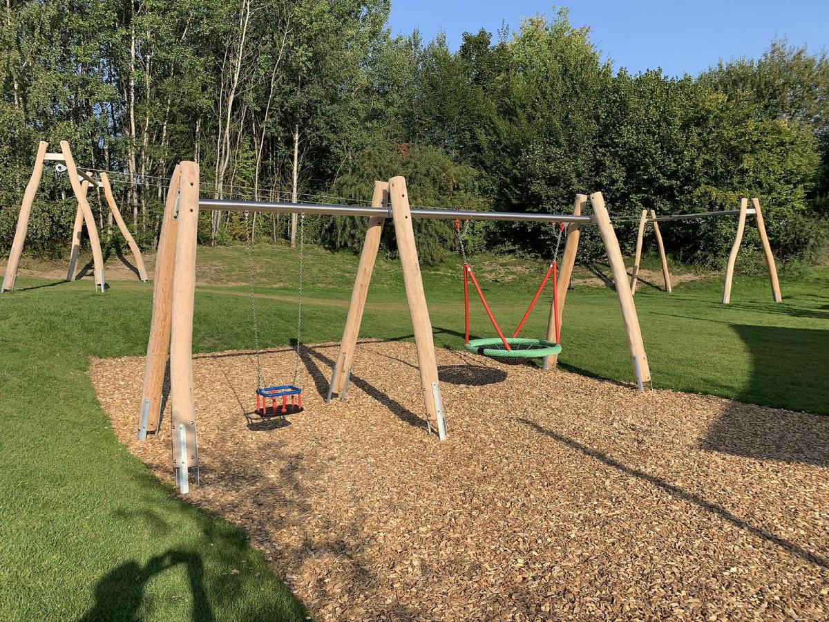 Main Echo: »Neues Krom­bacher Sport- und Frei­zeit­gelän­de ist fertig« Main Echo: »Neues Krom­bacher Sport- und Frei­zeit­gelän­de ist fertig«