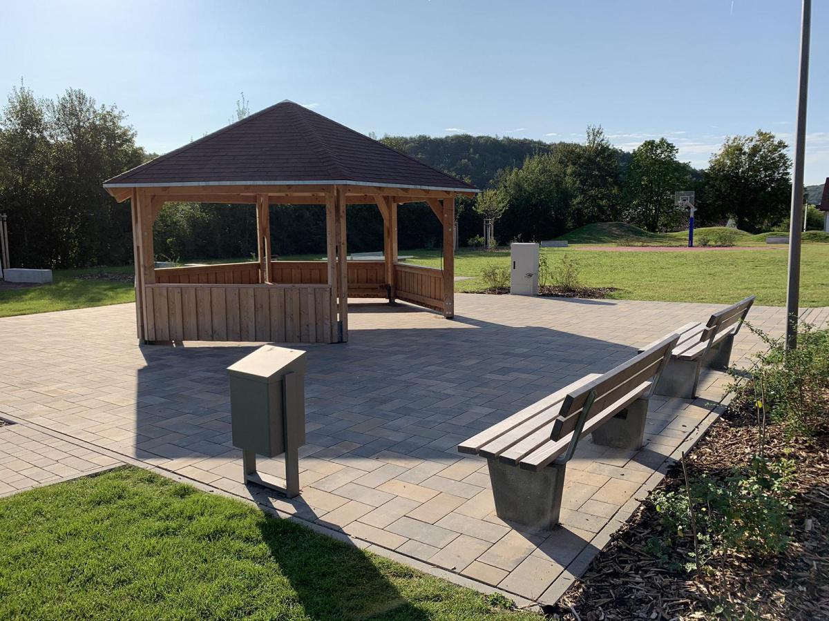 Main Echo: »Neues Krom­bacher Sport- und Frei­zeit­gelän­de ist fertig« Main Echo: »Neues Krom­bacher Sport- und Frei­zeit­gelän­de ist fertig«