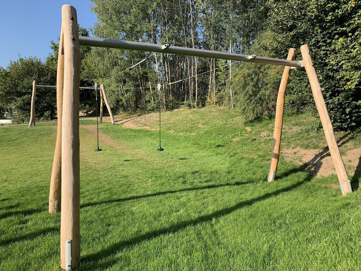 Main Echo: »Neues Krom­bacher Sport- und Frei­zeit­gelän­de ist fertig« Main Echo: »Neues Krom­bacher Sport- und Frei­zeit­gelän­de ist fertig«