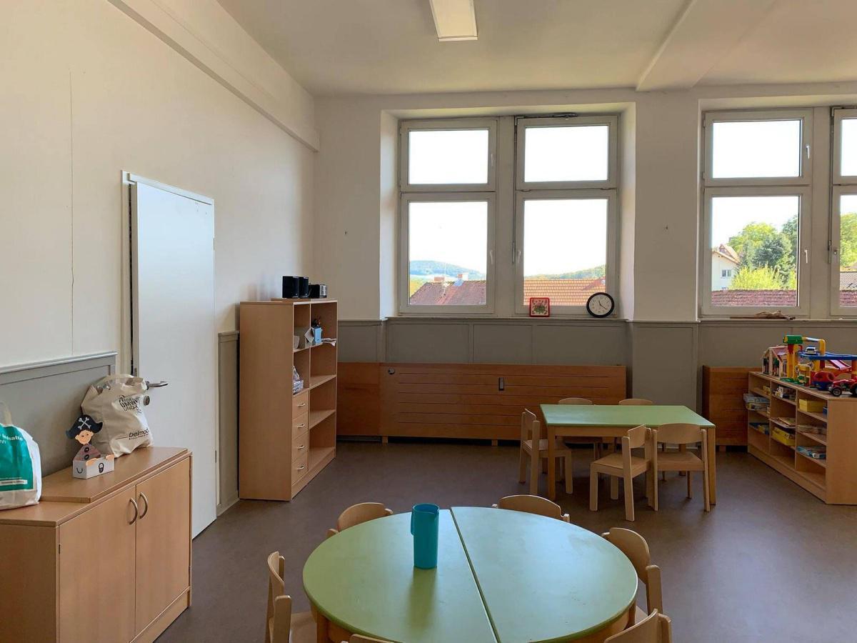 Kiga -Übergangslösung in der 'Alten Schule' ist fertig Kiga -Übergangslösung in der 'Alten Schule' ist fertig