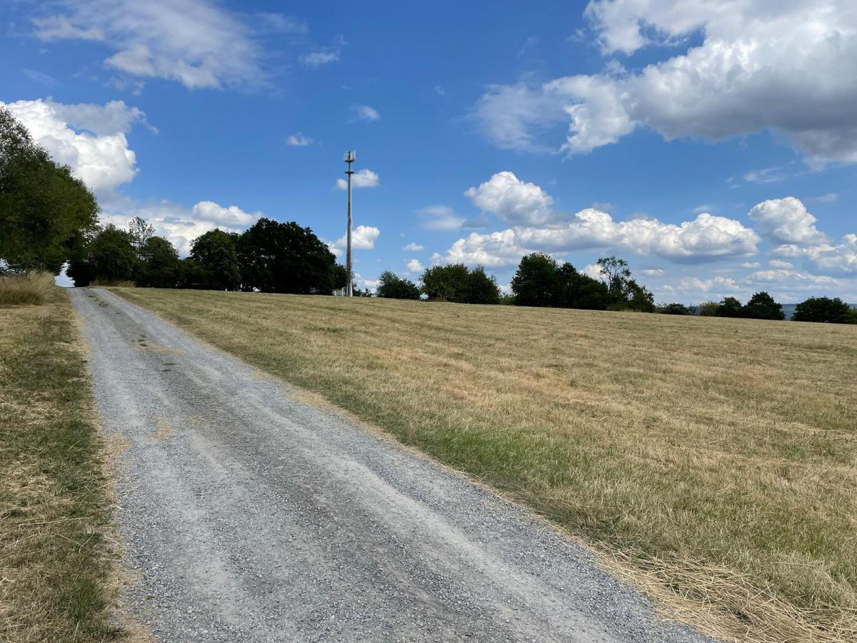 Main Echo: »Mobil­funk­mast am Schöne­berg: Debatte in Krom­bach« Main Echo: »Mobil­funk­mast am Schöne­berg: Debatte in Krom­bach«