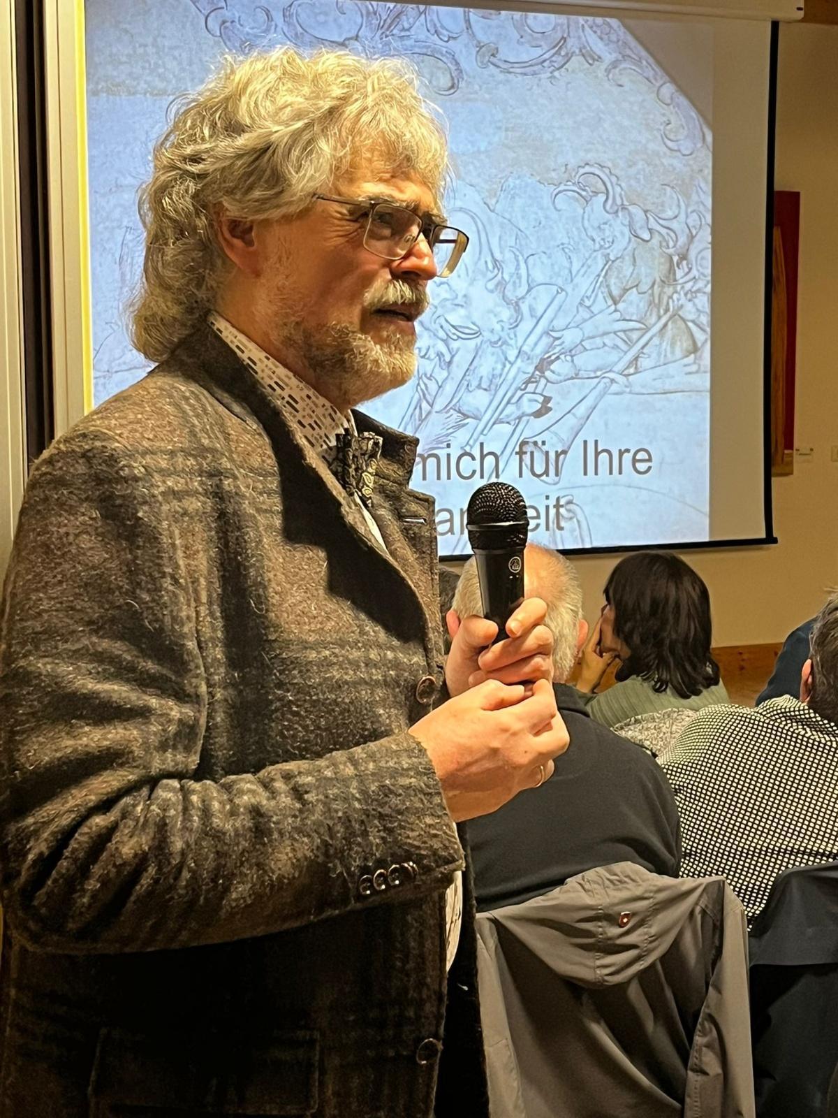 Großes Interesse am Vortrag zur Burg Hauenstein Großes Interesse am Vortrag zur Burg Hauenstein