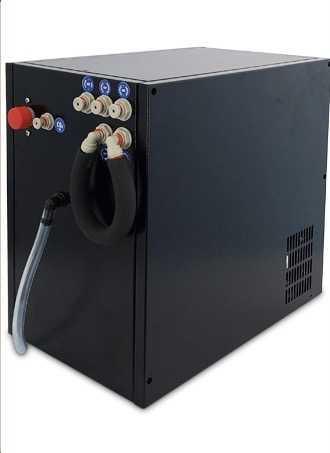 Polar refrigeratore a 3 vie sotto banco 60 lt/h Polar refrigeratore a 3 vie sotto banco 60 lt/h