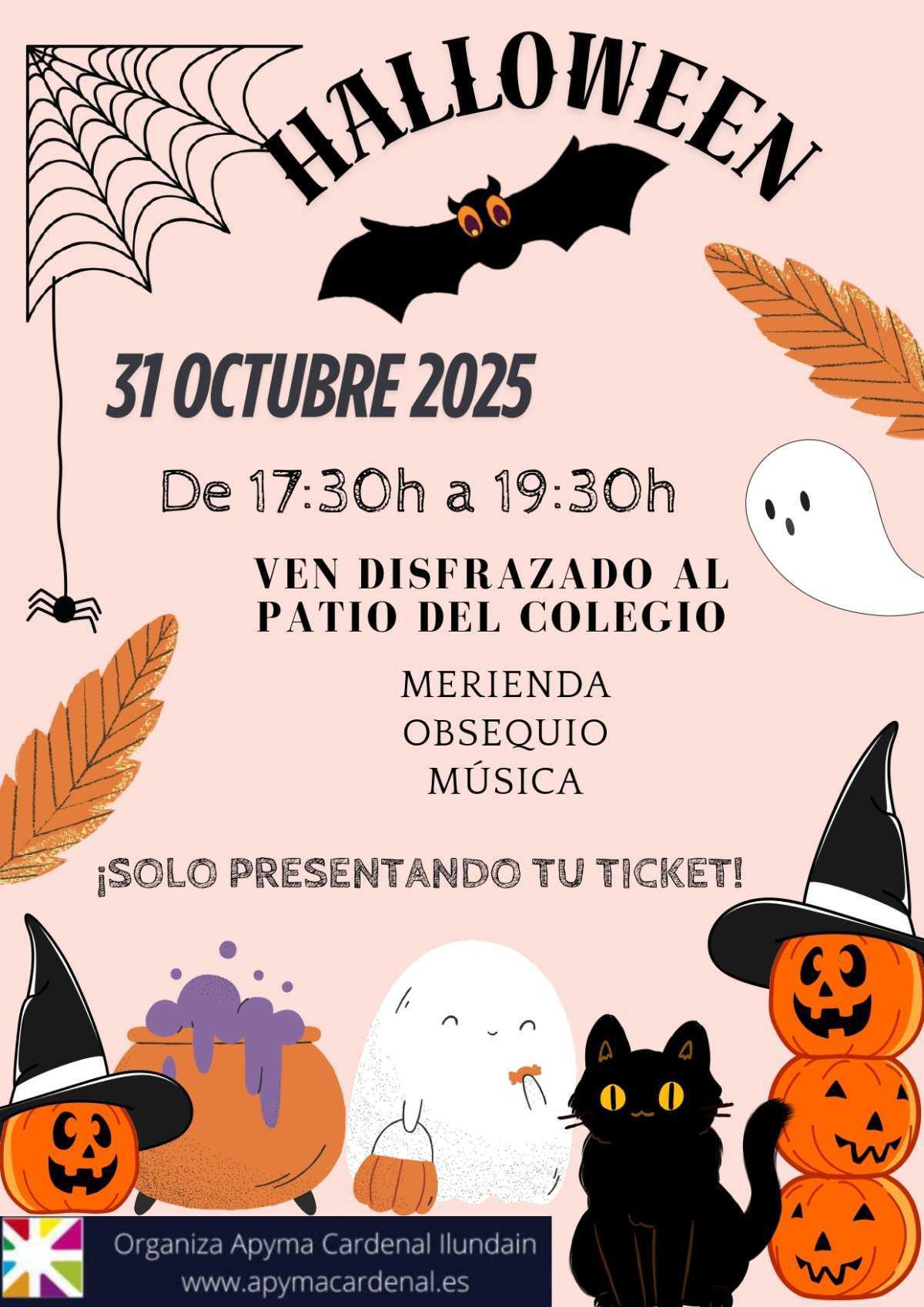 Celebra Halloween en el patio del colegio