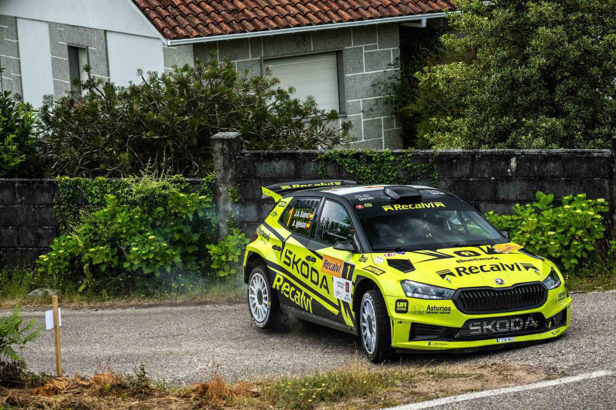 'Cohete' Suárez vuelve a triunfar en casa del Recalvi Team 'Cohete' Suárez vuelve a triunfar en casa del Recalvi Team