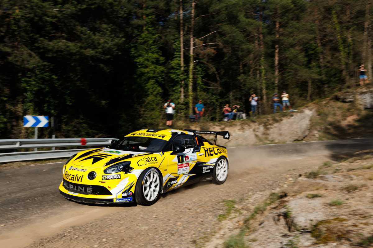Jorge Cagiao triunfa en Ripoll con el Alpine A110 R-GT Jorge Cagiao triunfa en Ripoll con el Alpine A110 R-GT