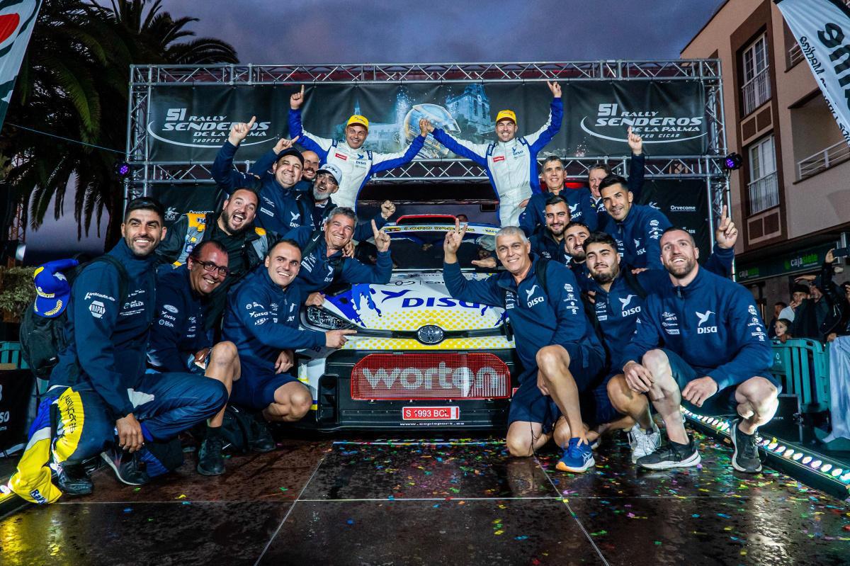 Enrique Cruz triunfa de nuevo en el Rallye Senderos de La Palma, preinspección para el CERA - Recalvi