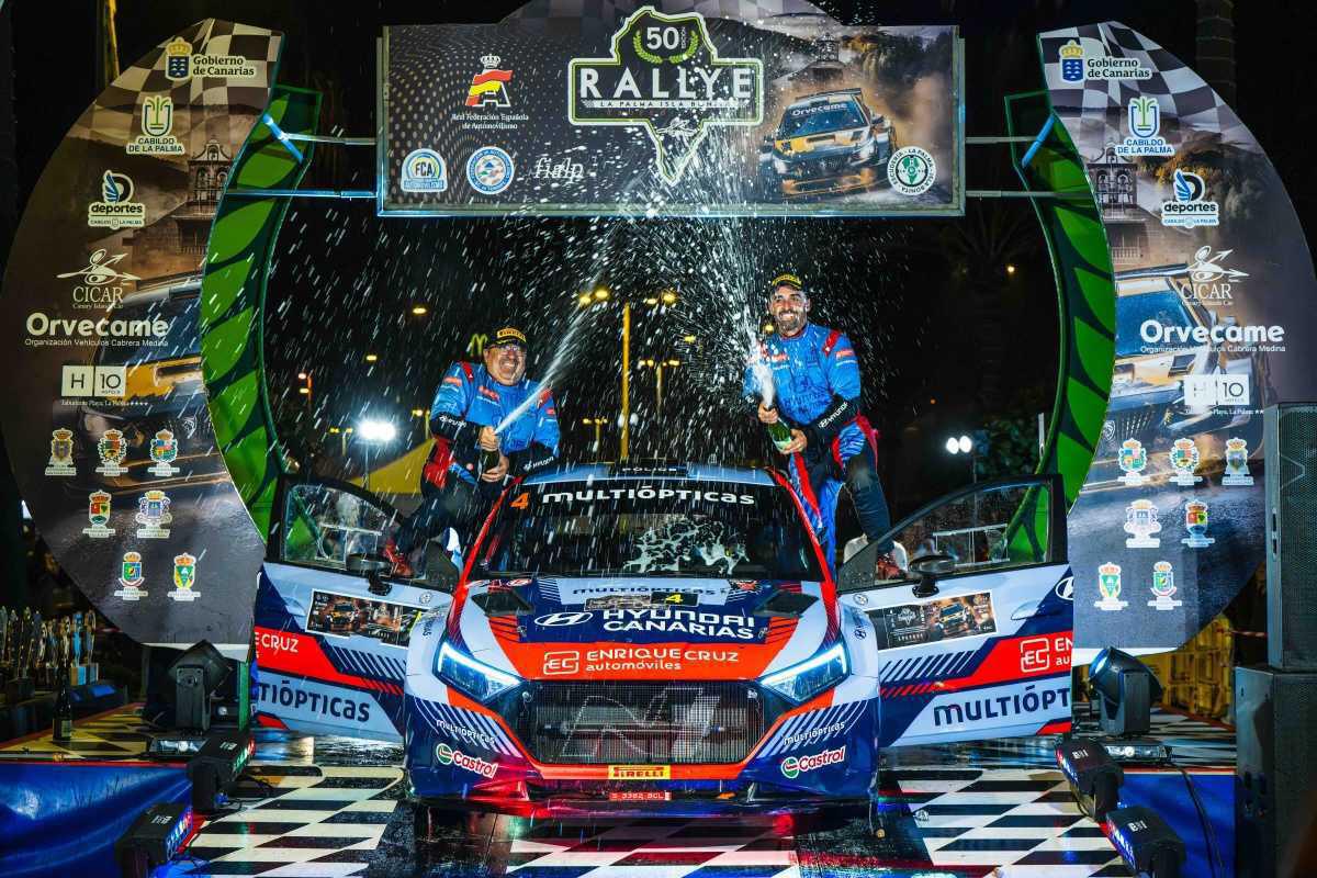 Victoria de Fernando Cruz en el Rallye La Palma Isla Bonita, preinspección para el CERA - Recalvi