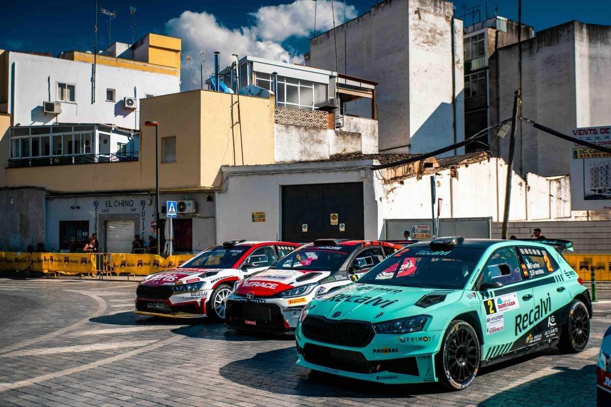 El CERA - Recalvi vuelve a arrancar motores en Valencia