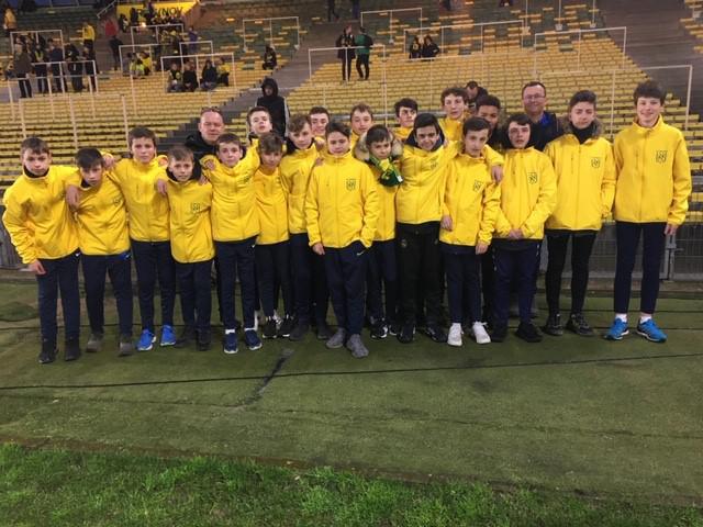 Nos U15-U13 porte-drapeaux lors du match FC NANTES / METZ