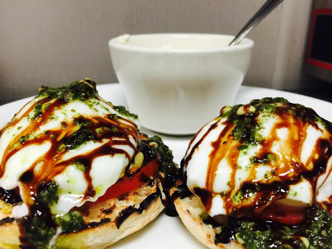 Pesto Bennys