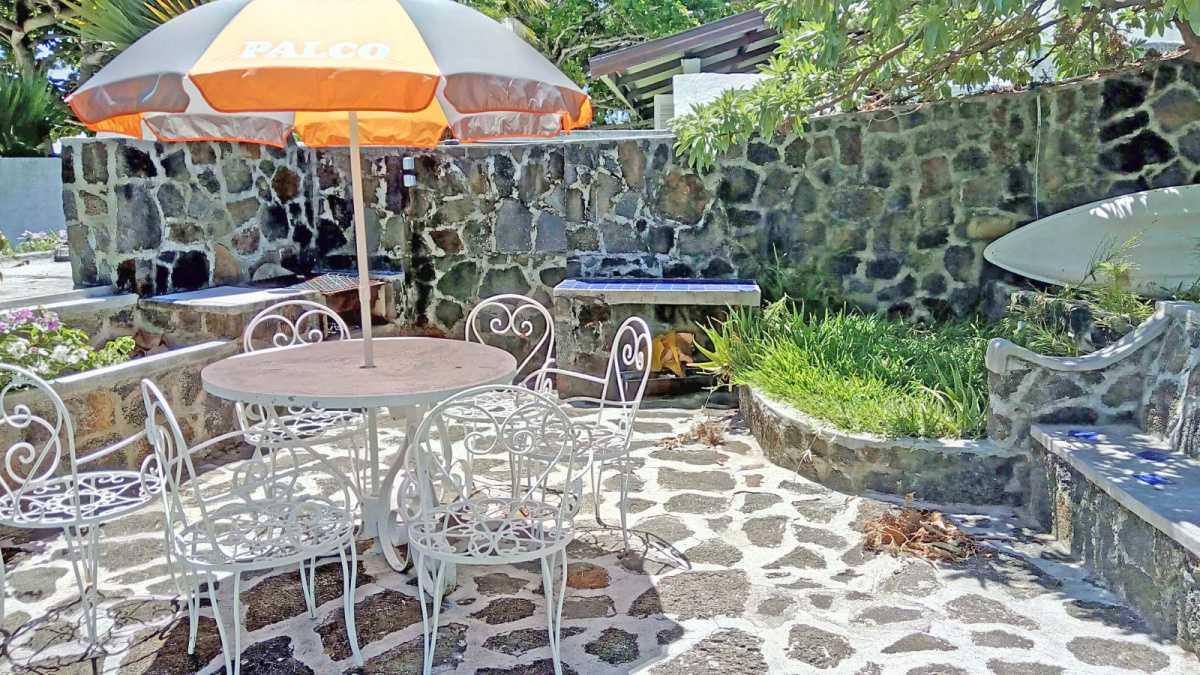 Beachfront Villa for Rent in Roches Noires - 156520