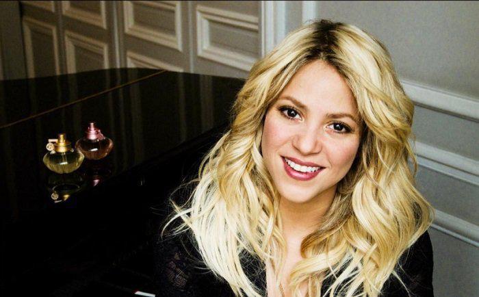 ¡SHAKIRA TIENE UNA GEMELA EN TIKTOK!