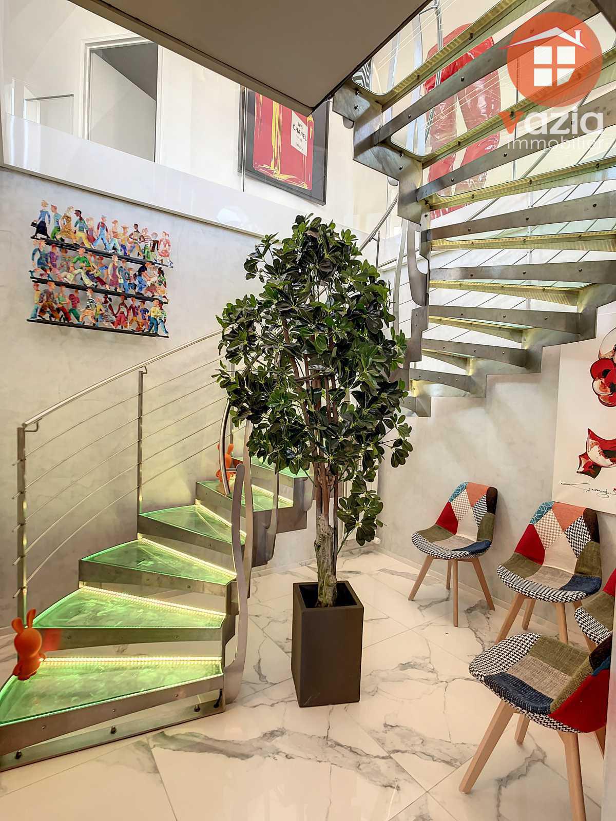 Puteaux - Superbe Penthouse d'une surface de 406 m² , en dernier étage avec vue panoramique sur Paris