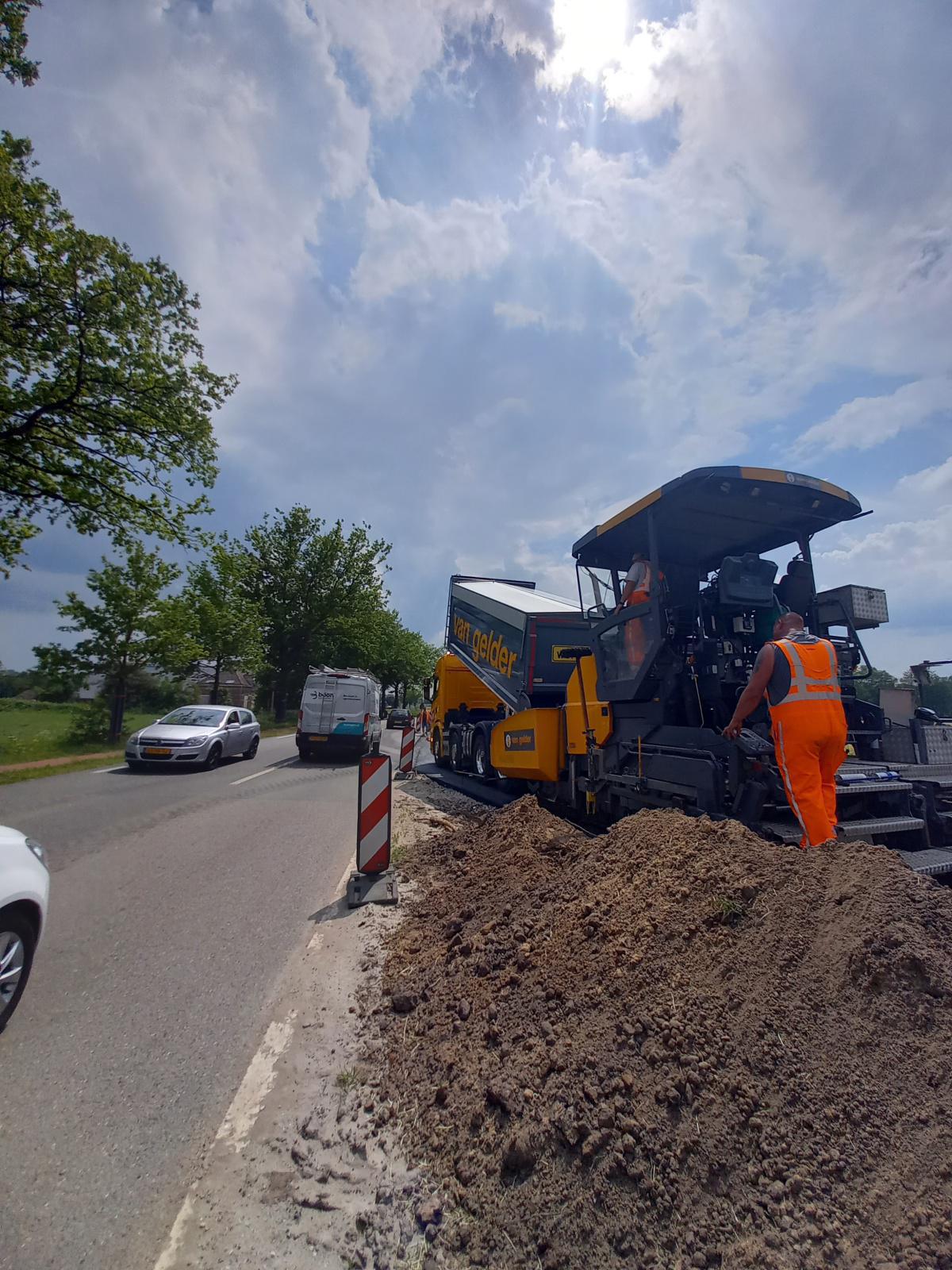 Foto's uitvoering (Nijkerkerweg) Bloemendal