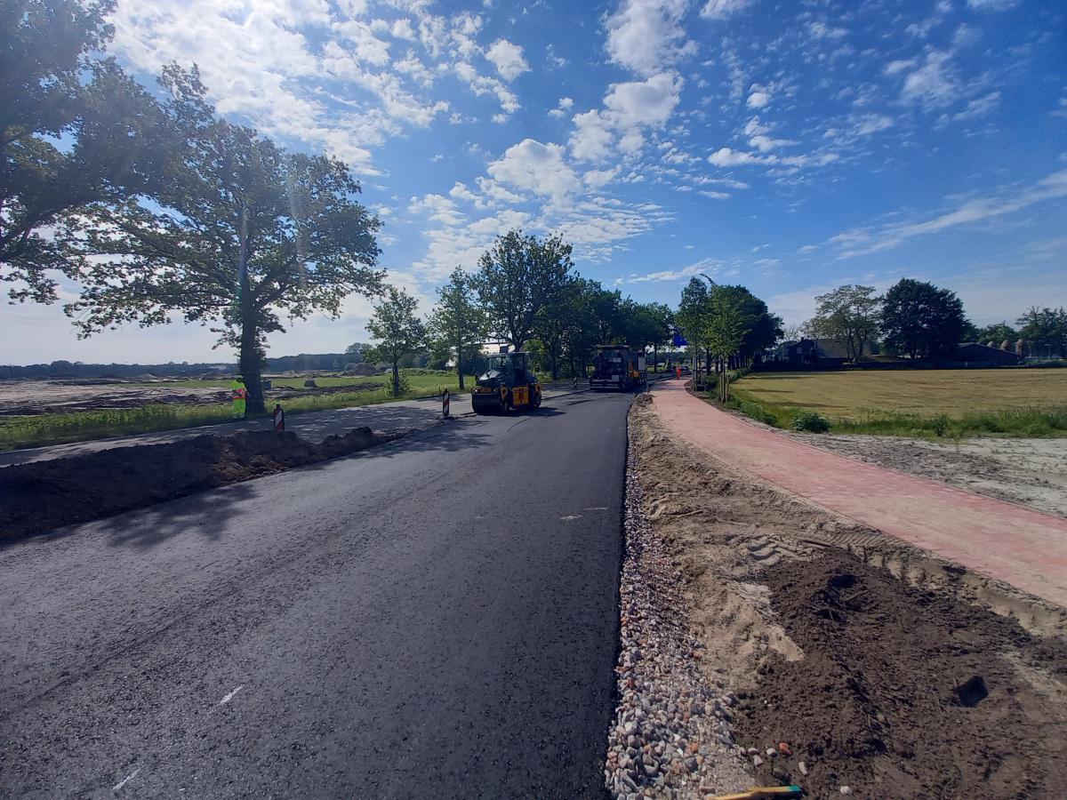 Foto's uitvoering (Nijkerkerweg) Bloemendal