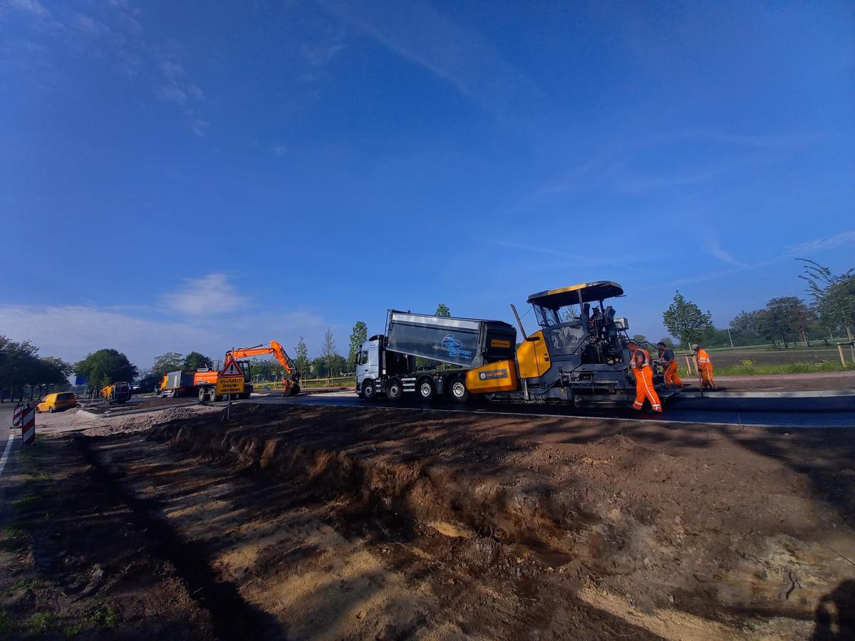 Foto's uitvoering (Nijkerkerweg) Bloemendal