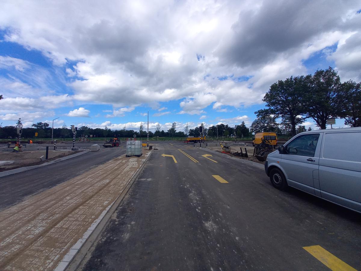 Foto's uitvoering (Nijkerkerweg) Bloemendal