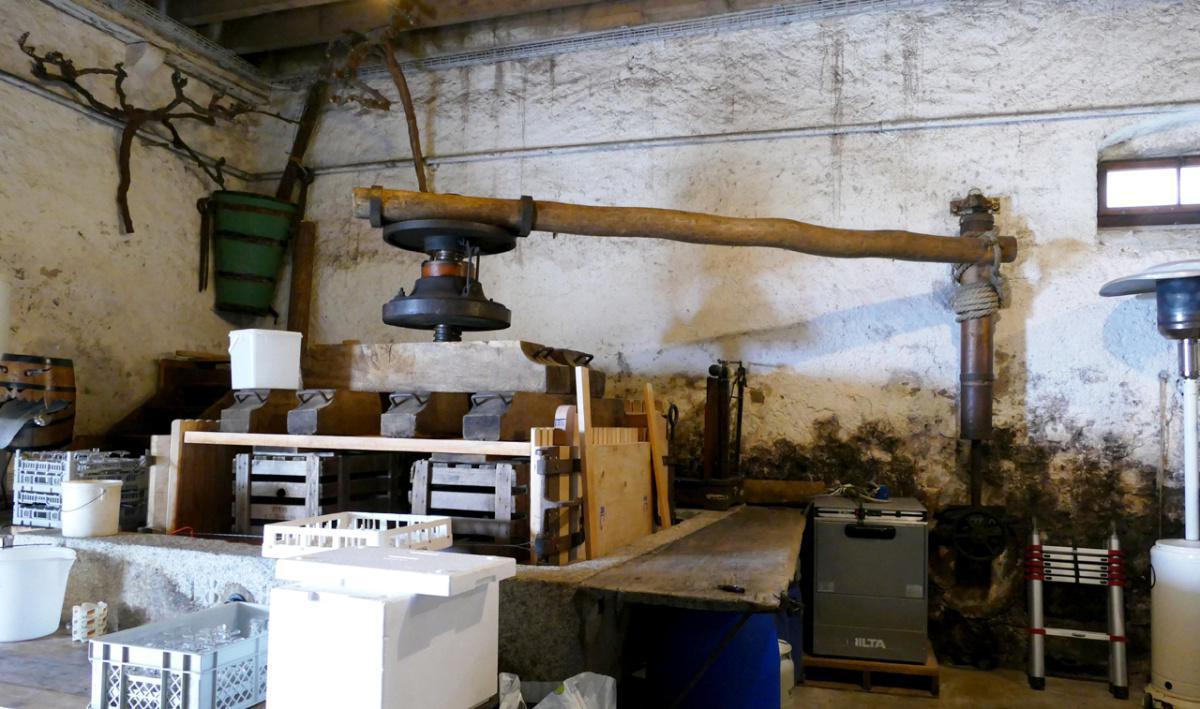 Château de Luins  Château de Luins