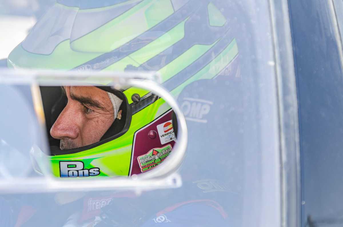 XEVI PONS ELIGE SALIR ATRÁS XEVI PONS ELIGE SALIR ATRÁS