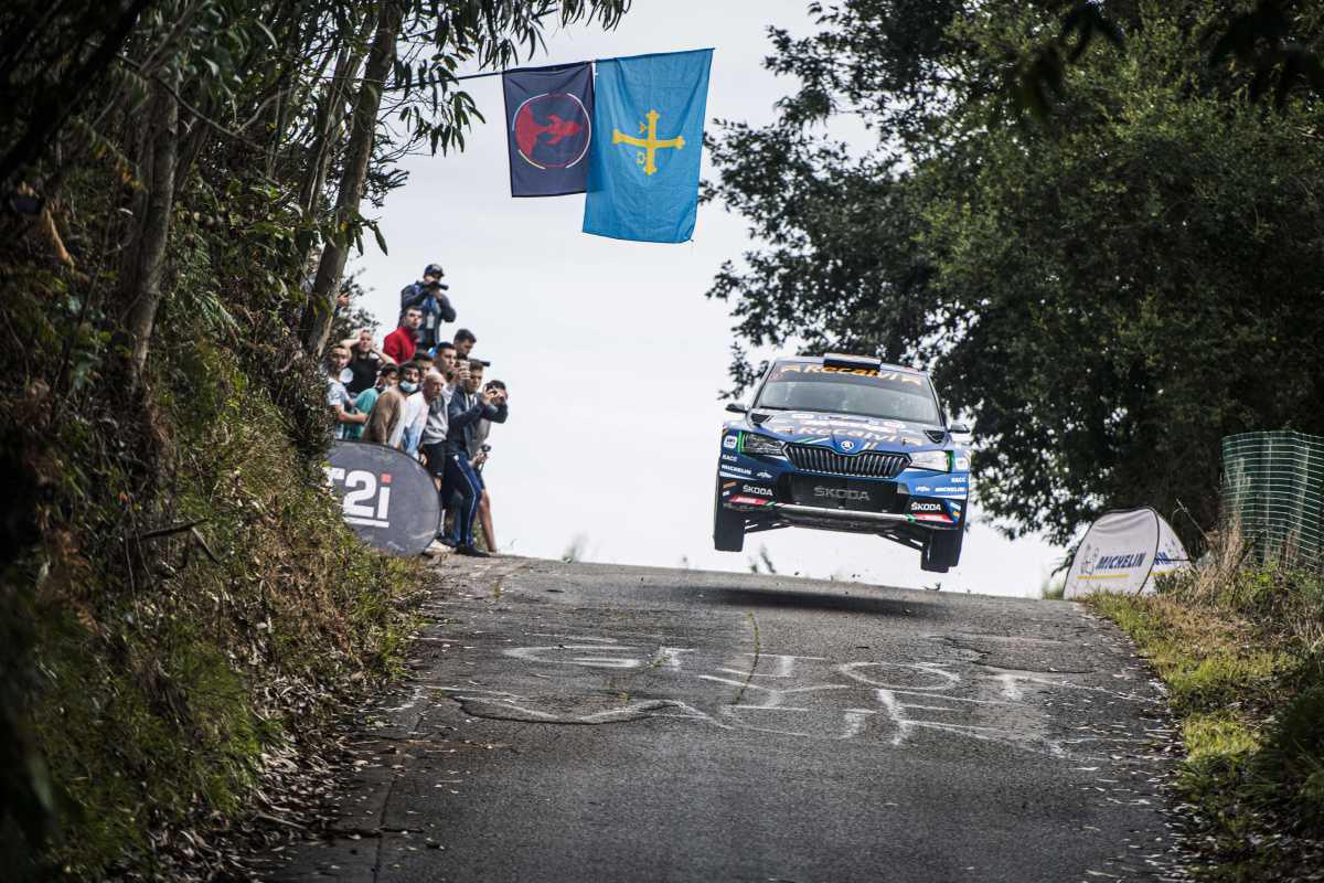 Victoria de récord para 'Cohete' Suárez delante de su público Victoria de récord para 'Cohete' Suárez delante de su público