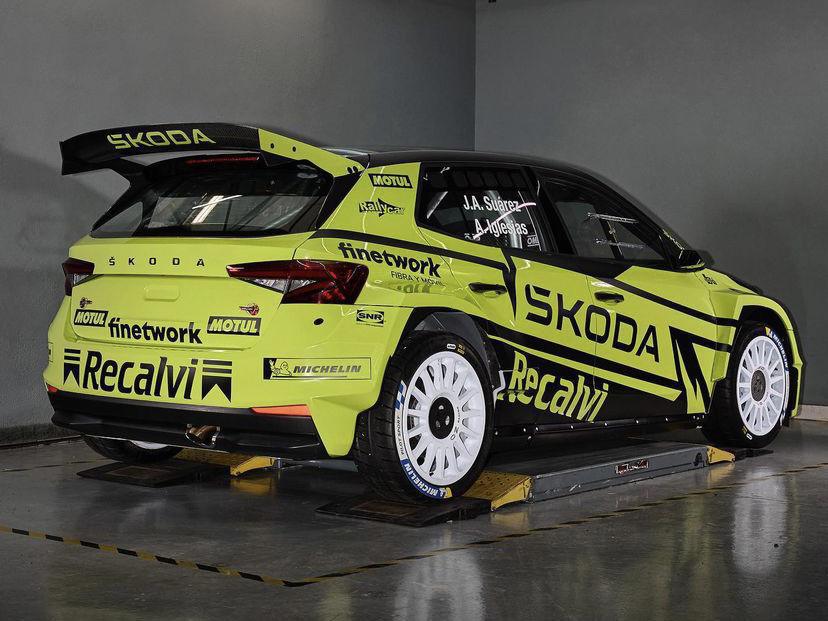 Škoda presenta el Fabia RS Rally2 de 'Cohete' Suárez Škoda presenta el Fabia RS Rally2 de 'Cohete' Suárez