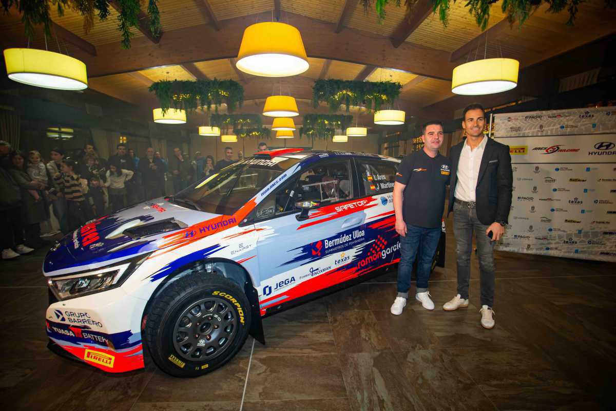 Dani Sordo, en la presentación del Hyundai de Iván Ares Dani Sordo, en la presentación del Hyundai de Iván Ares