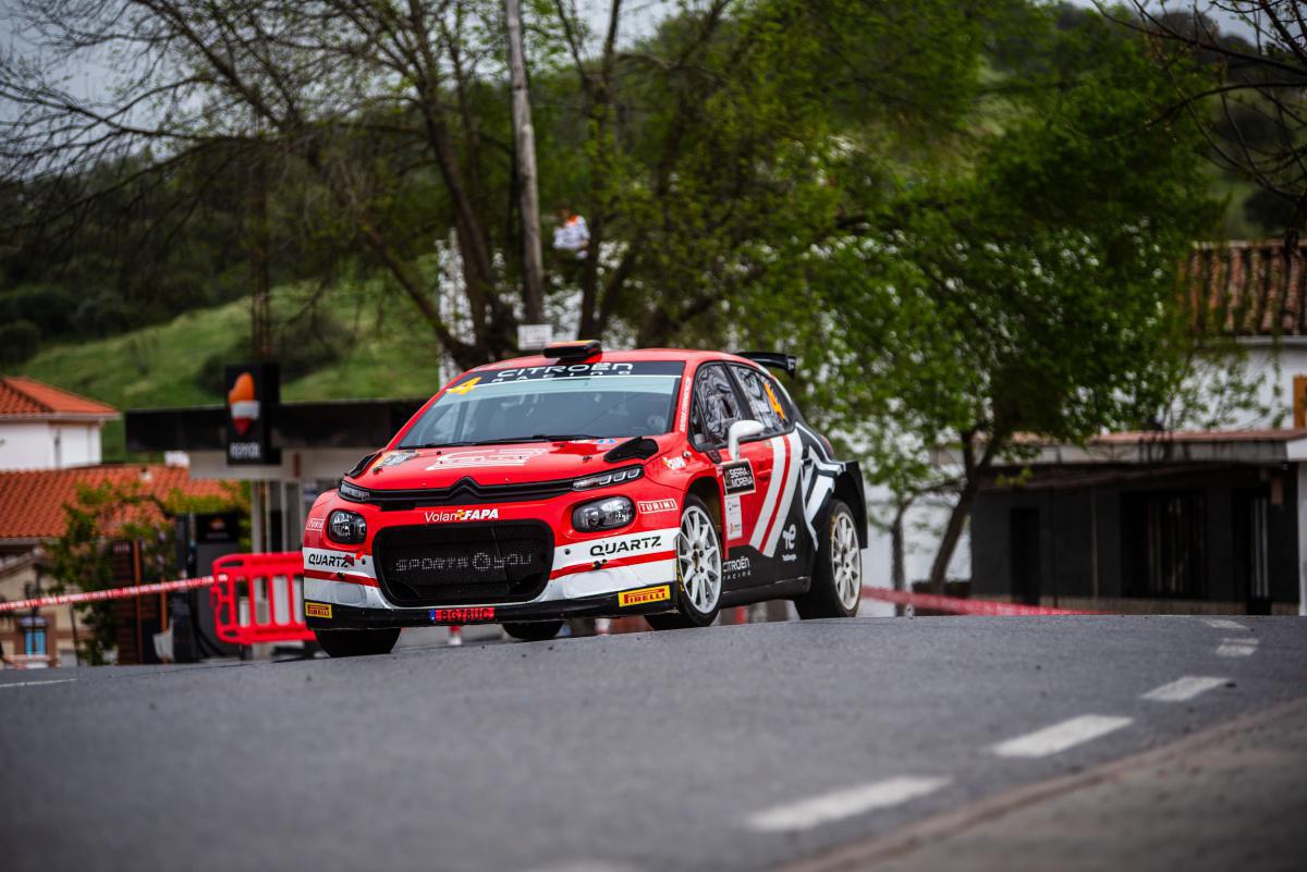 Primer triunfo para Diego Ruiloba Primer triunfo para Diego Ruiloba