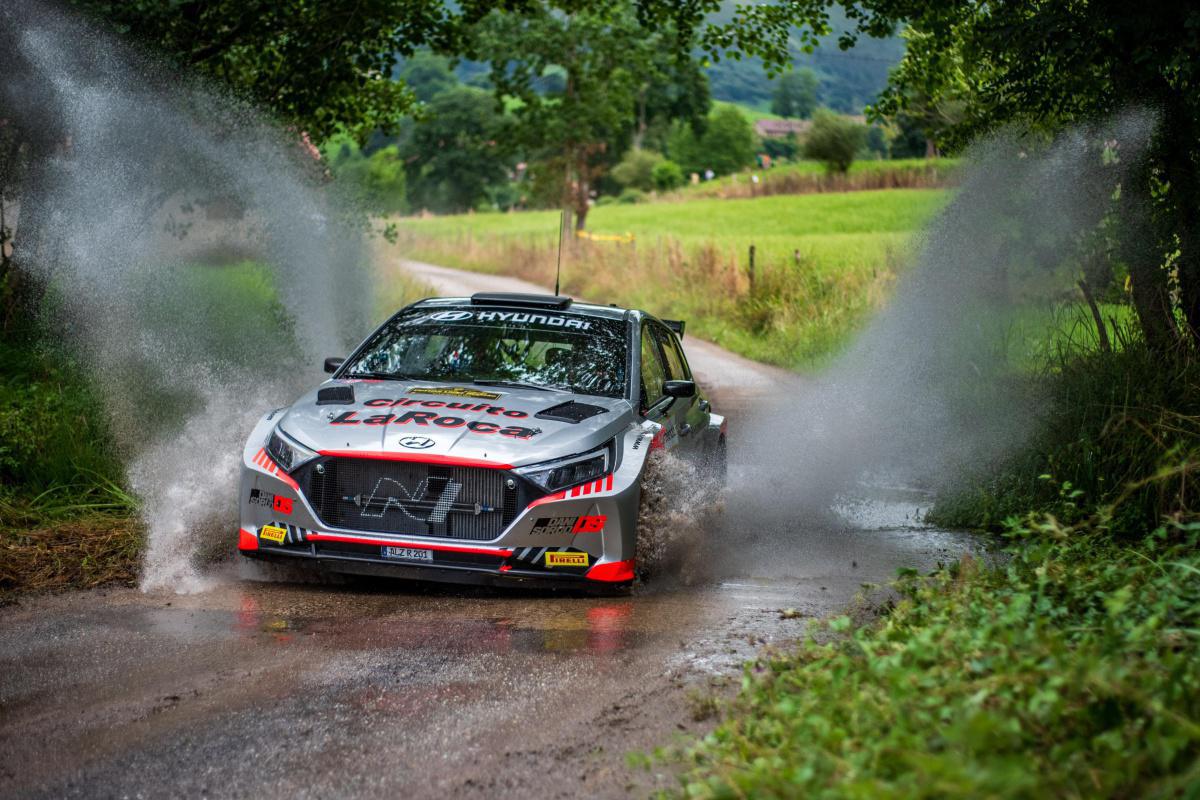 El Hyundai i20 N Rally2 triunfa en Cantabria con Dani Sordo