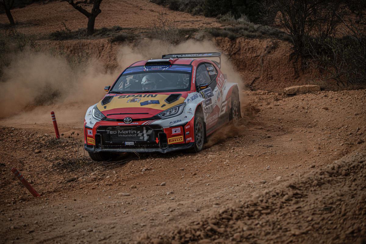 'Cohete' Suárez y Sergi Pérez conquistan los primeros oros para el #TeamEspaña 'Cohete' Suárez y Sergi Pérez conquistan los primeros oros para el #TeamEspaña