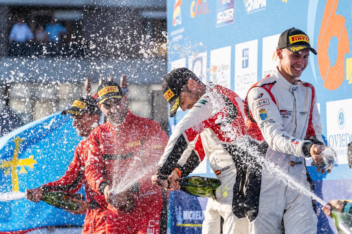 Alejandro Cachón y Diego Ruiloba se juegan el título cara a cara Alejandro Cachón y Diego Ruiloba se juegan el título cara a cara