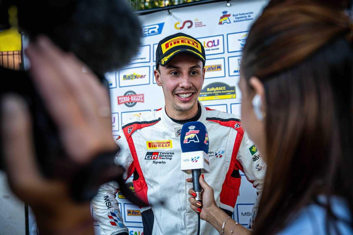 Alejandro Cachón sustituye a última hora a Iván Ares Alejandro Cachón sustituye a última hora a Iván Ares