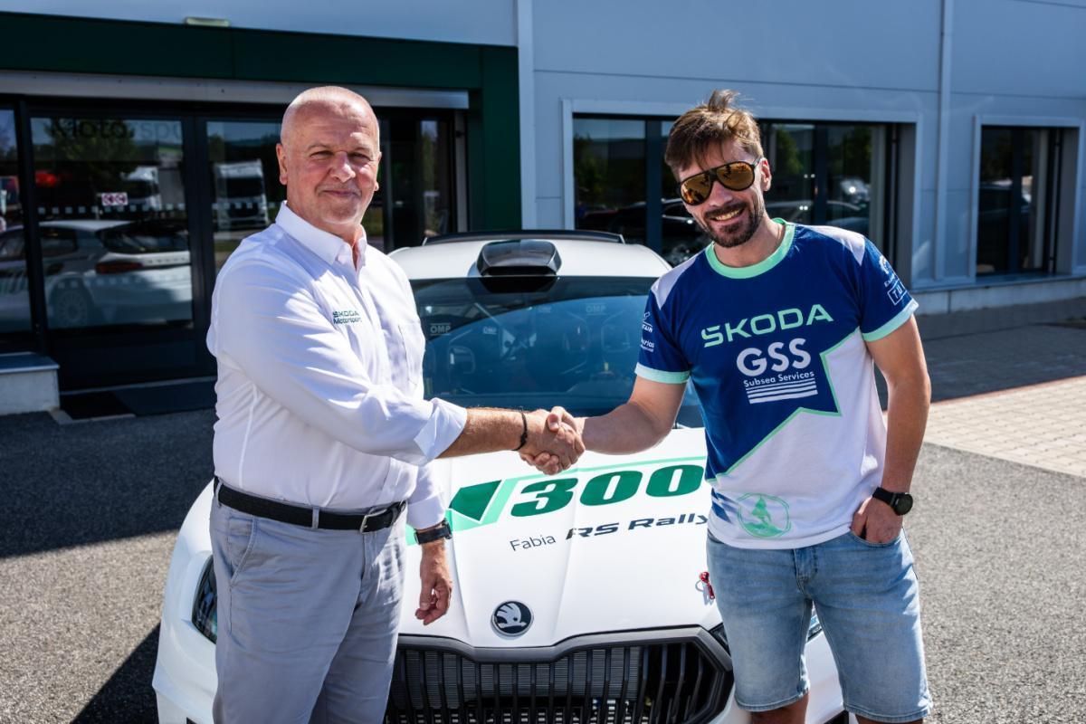 El Škoda Fabia RS Rally2 nº300, en el S-CER con 'Cohete' Suárez