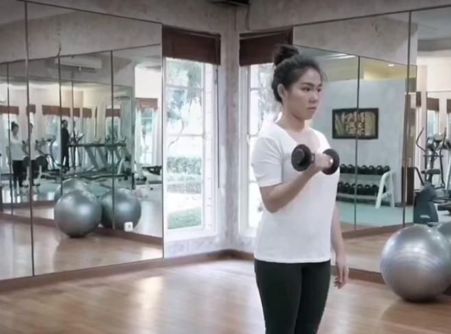 Melatih Otot Melatih Otot