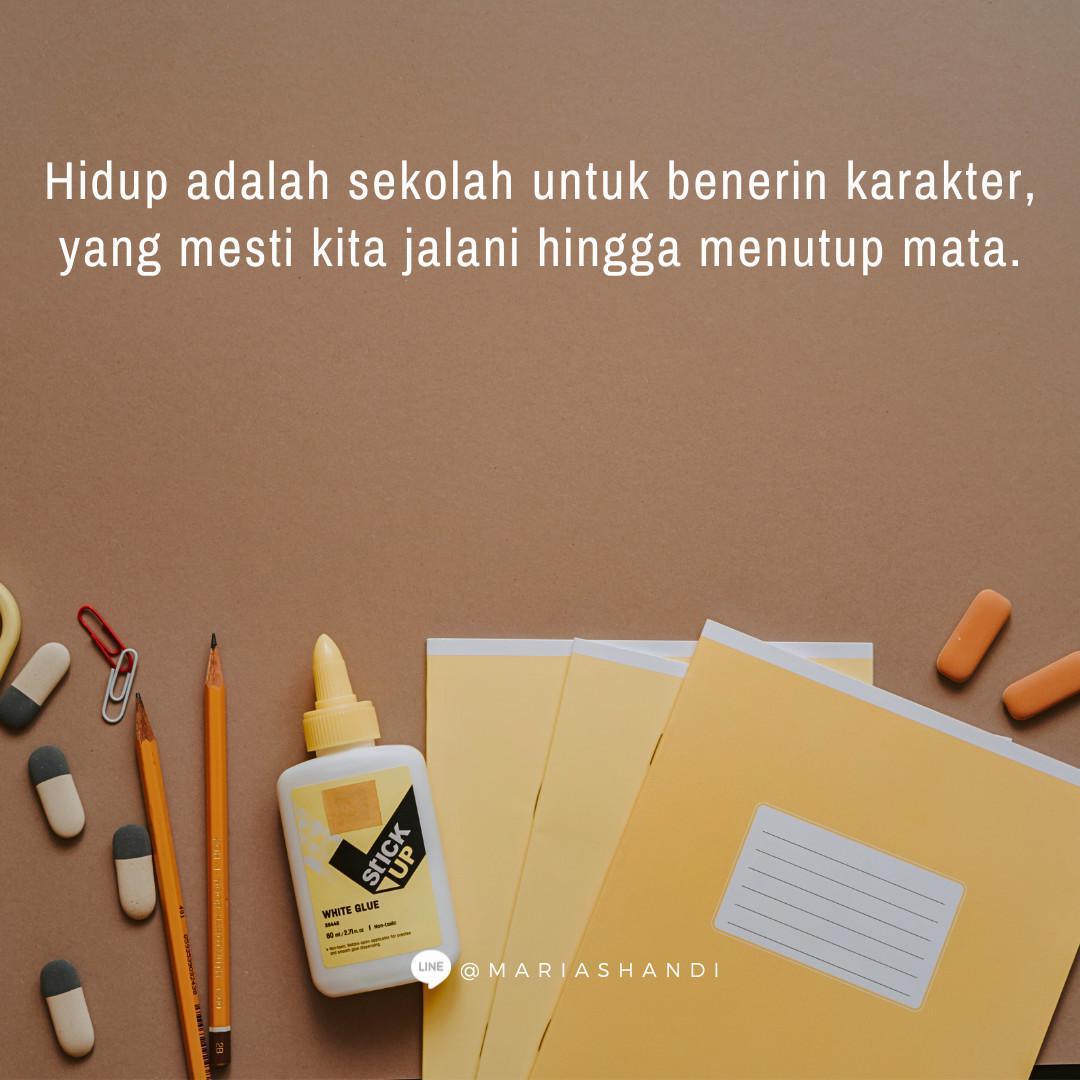 Menempuh Pendidikan Menempuh Pendidikan