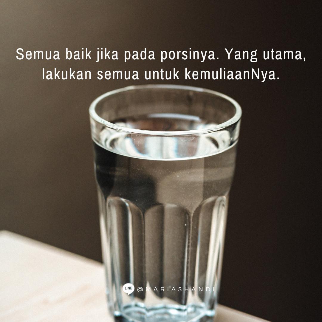 Memuliakan Tuhan dalam Konsistensi Memuliakan Tuhan dalam Konsistensi