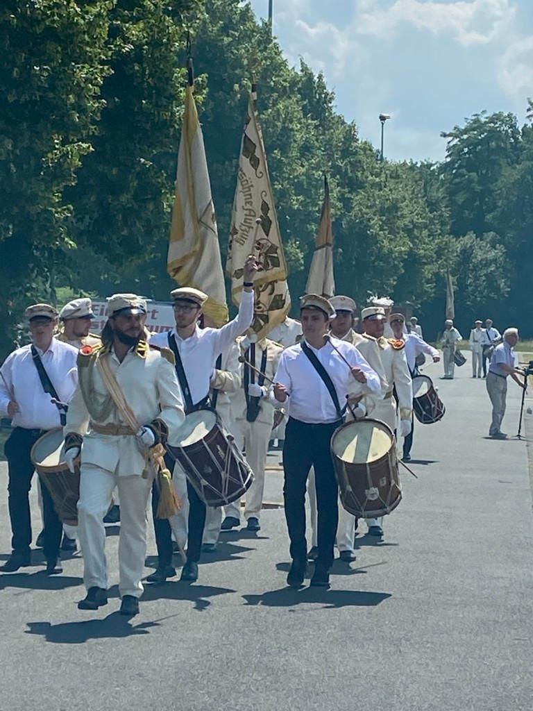 Grandioses Jubelfest der Kivelinge Grandioses Jubelfest der Kivelinge