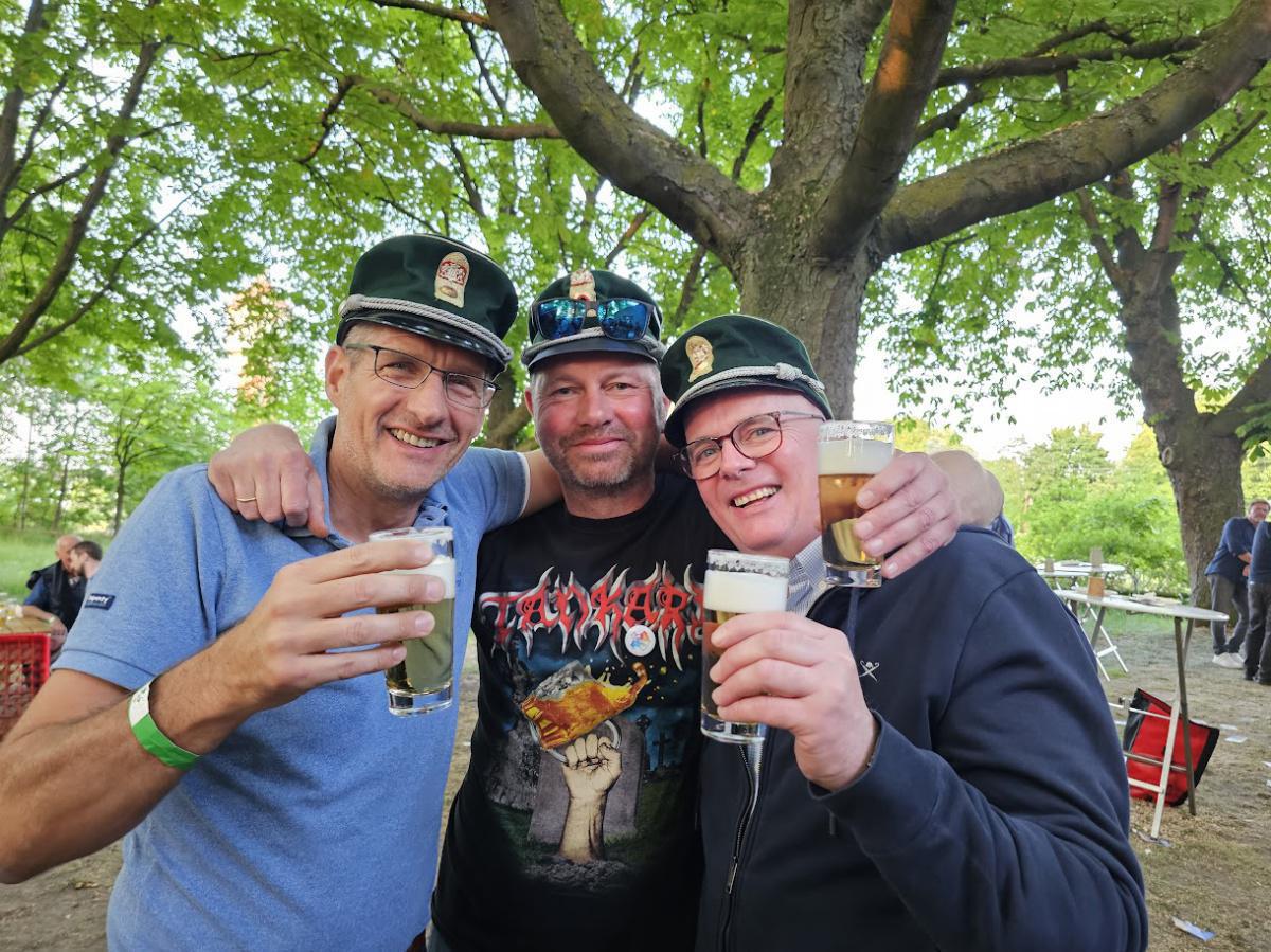 Die Stadt ist schützenfestlich geschmückt Die Stadt ist schützenfestlich geschmückt