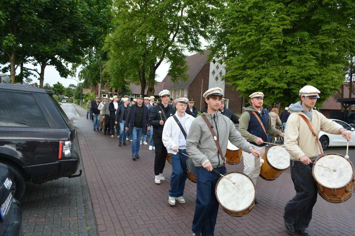 Bilder vom "Bogenaufhängen"