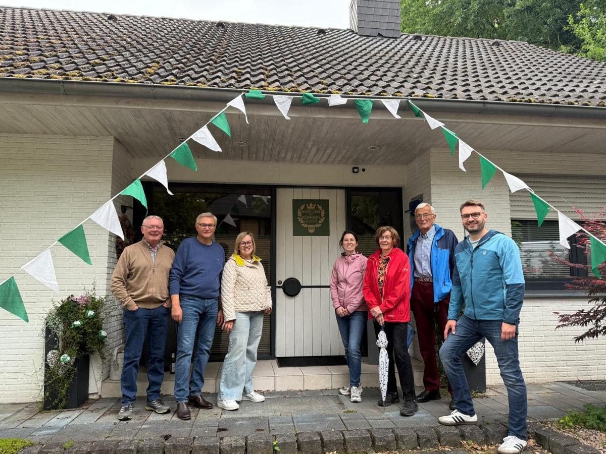 Bilder vom "Bogenaufhängen" Bilder vom "Bogenaufhängen"