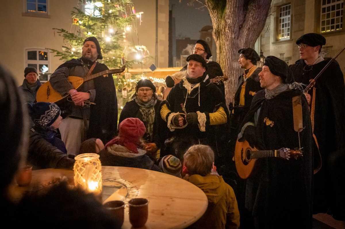 Weihnachtsmarkt der Kivelinge Weihnachtsmarkt der Kivelinge