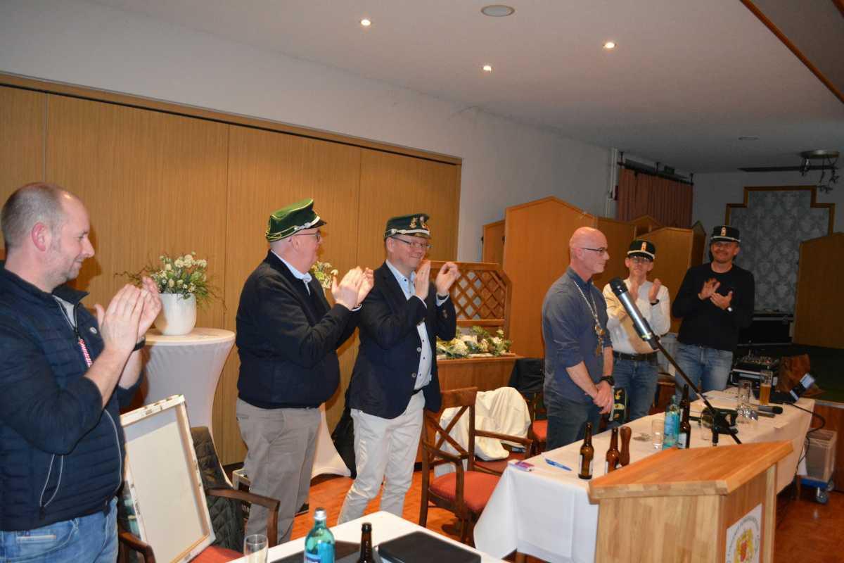 Torsten Timmer ist neuer Kommandeur der Lingener Bürgerschützen Torsten Timmer ist neuer Kommandeur der Lingener Bürgerschützen