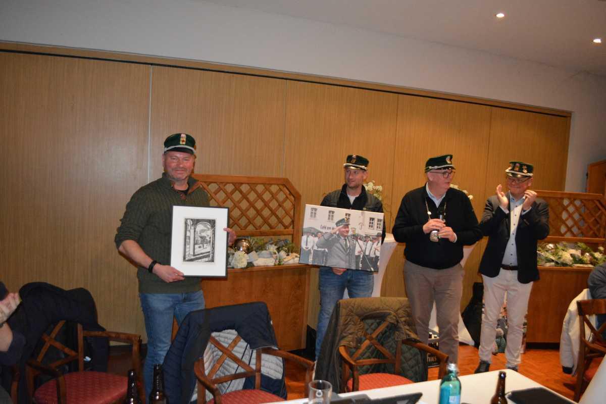 Torsten Timmer ist neuer Kommandeur der Lingener Bürgerschützen Torsten Timmer ist neuer Kommandeur der Lingener Bürgerschützen