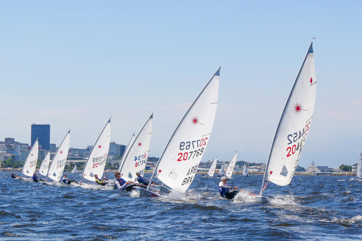 Com olímpicos, Copa Brasil de Vela 2020 fecha temporada com mais de 330 atletas no Rio de Janeiro Com olímpicos, Copa Brasil de Vela 2020 fecha temporada com mais de 330 atletas no Rio de Janeiro