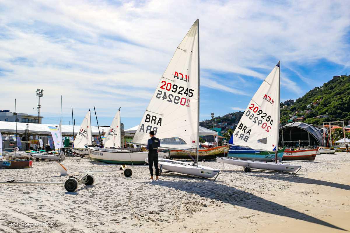 Iate Clube de Fortaleza abre a Copa Brasil de Vela de Praia 2022