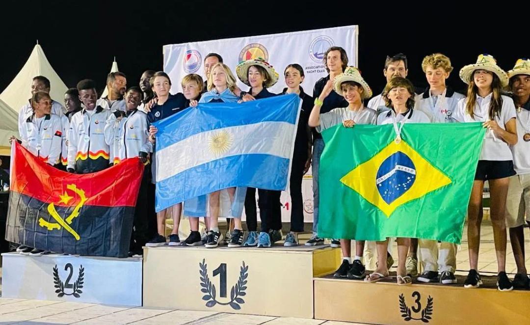 Brasil conquista medalha de bronze por equipes no Africano de Optimist