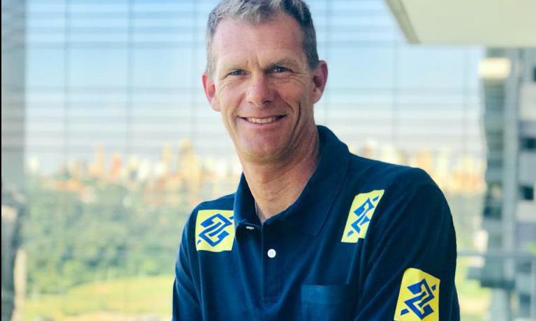 Robert Scheidt vê Brasil em condições de fazer bonito no Mundial da Juventude Robert Scheidt vê Brasil em condições de fazer bonito no Mundial da Juventude