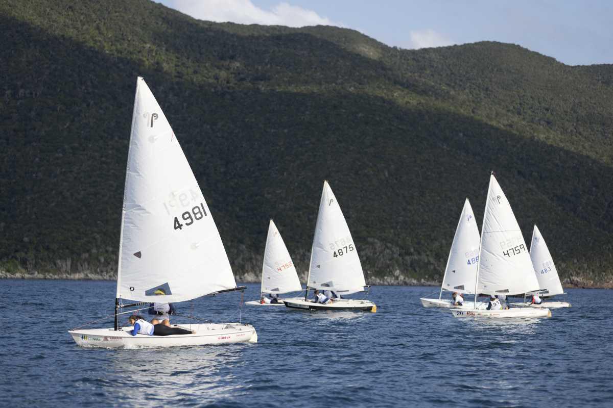 Com patrocínio master da Shell, CBVela lança projeto de iniciação esportiva de crianças e adolescentes à vela Com patrocínio master da Shell, CBVela lança projeto de iniciação esportiva de crianças e adolescentes à vela