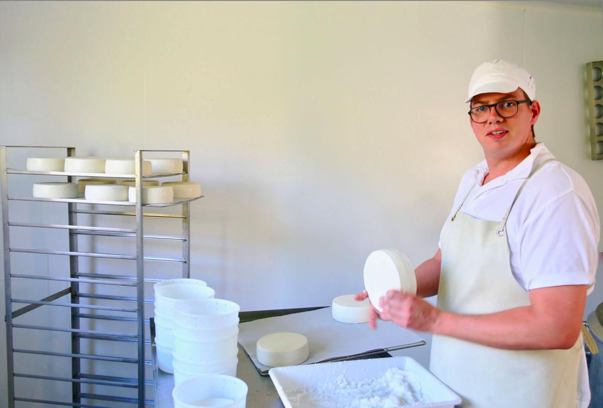 Besson c'est chèvrement bon Besson c'est chèvrement bon