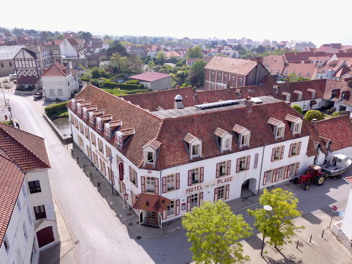 Frédéric et Gabriel, gérants de l'Hôtel de la Plage à Wissant Frédéric et Gabriel, gérants de l'Hôtel de la Plage à Wissant